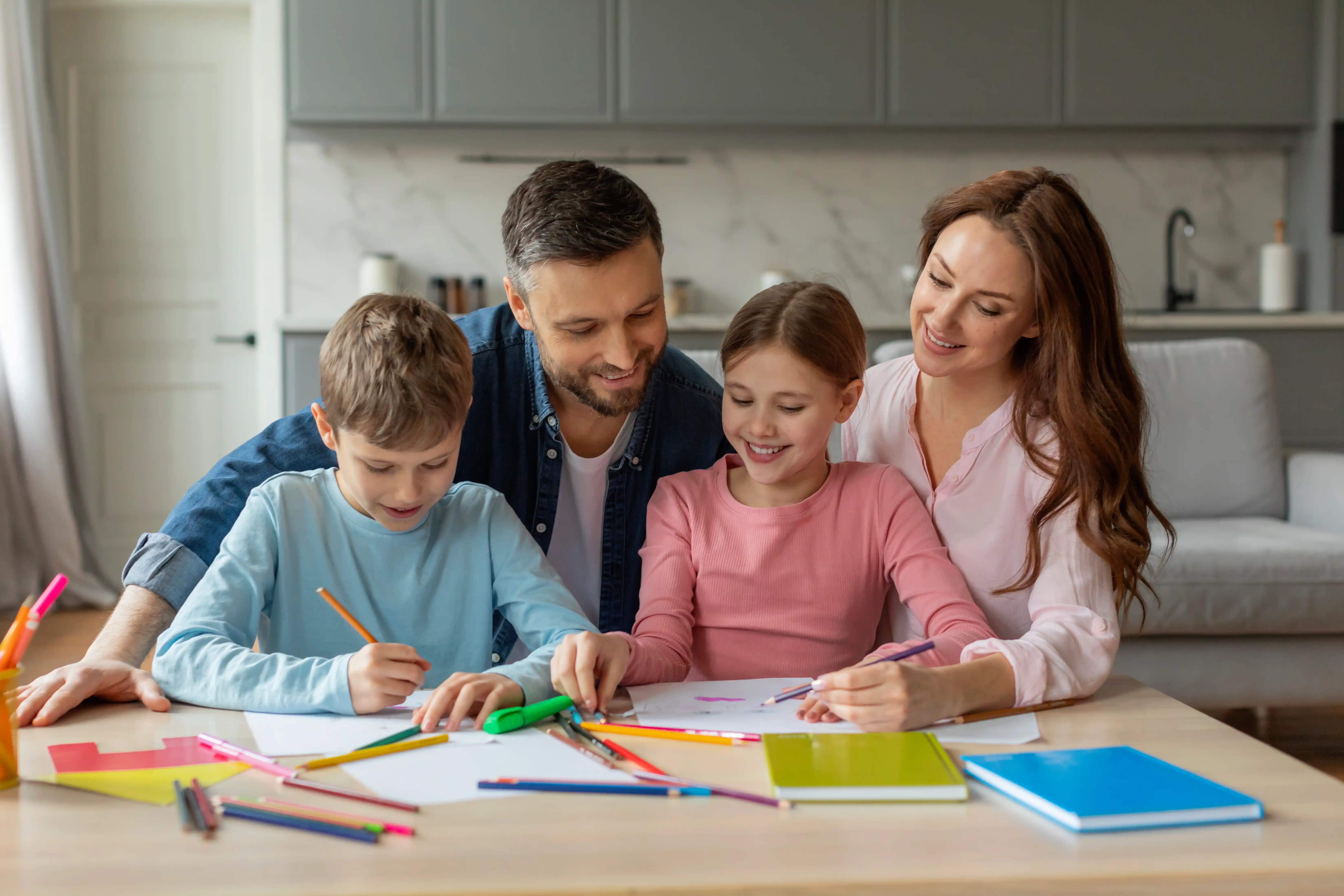 Tips para ayudar a los hijos en sus clases en el hogar, virtuales o presenciales