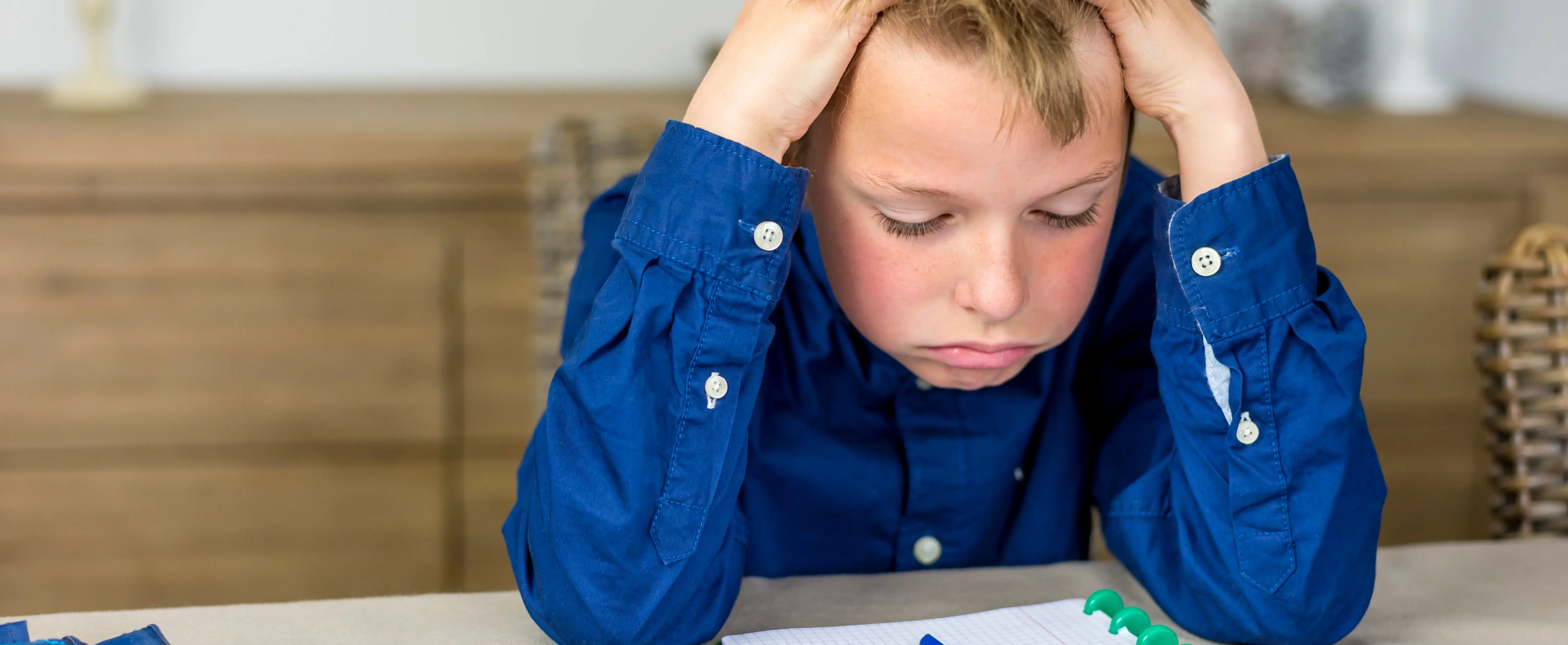 6 Razones por las Que tu Hijo No Quiere Hacer la Tarea (y Cómo Ayudar)
