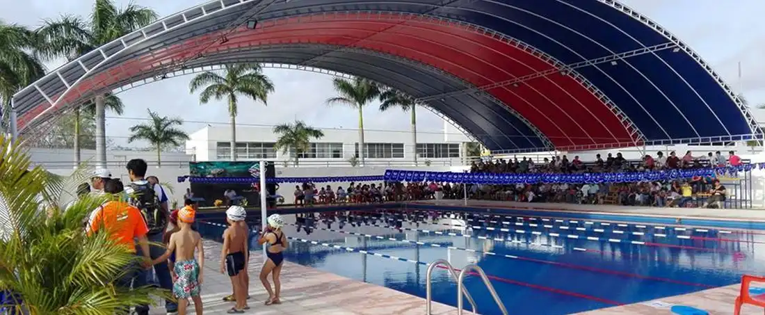 Beneficios de la natación en niños: desarrollo físico, emocional y social